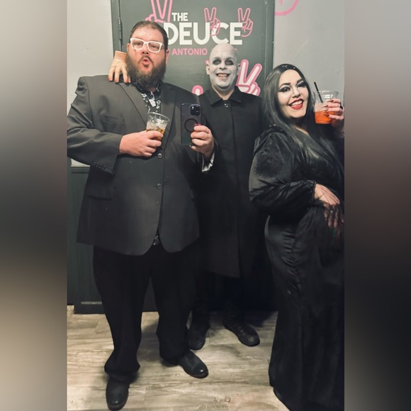 Meet your Posher, Crystal 💕🪩🕺 - Picture 7 of 7